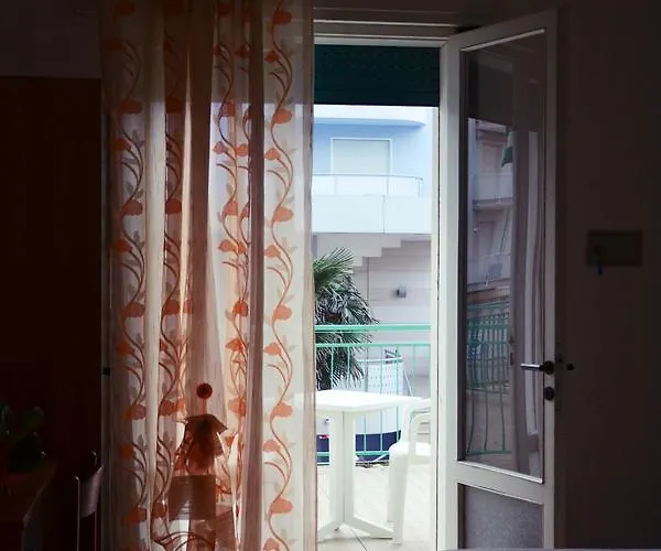 Rex Hotel